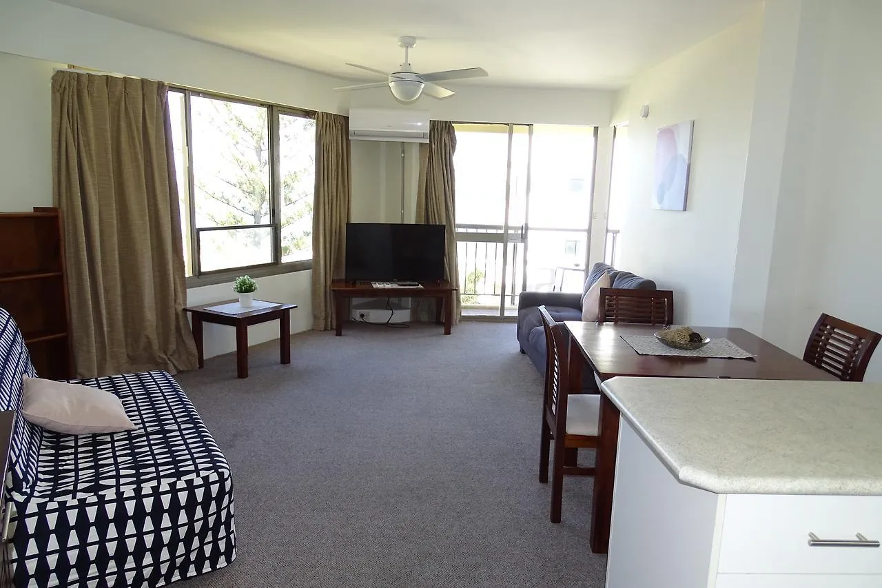 Erika'S Oceanview Holiday Apartments Gold Coast